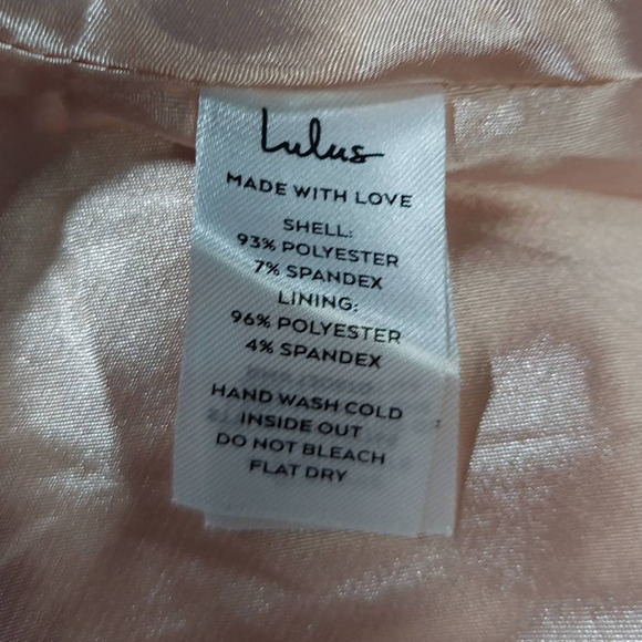 LULU'S SZ S strut and Stun Champagne Satin A line maxi skirt  NEW B75 - Picture 4 of 7